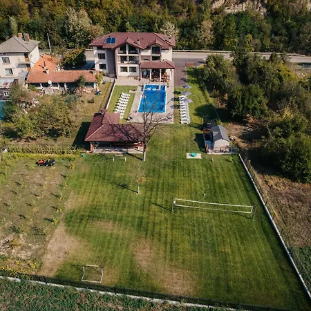 осъм Бели-Осым