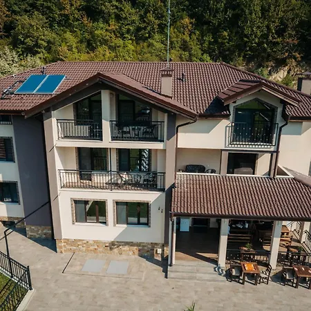 осъм Гостевой дом