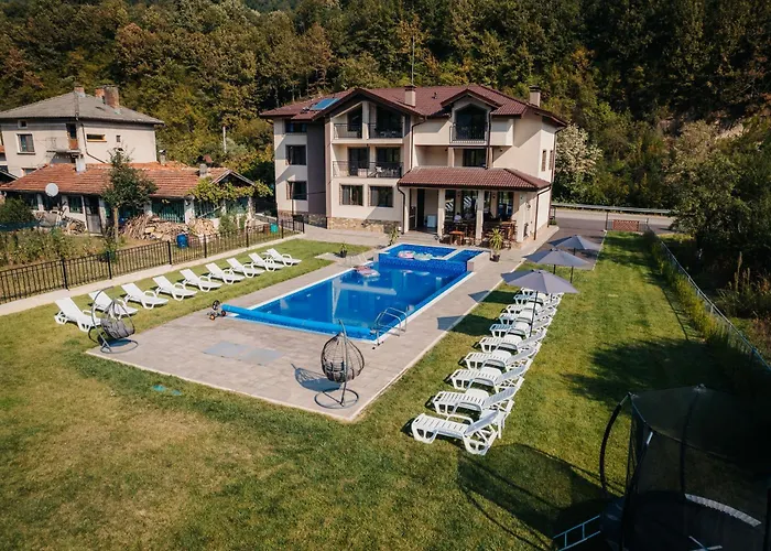 Pensión осъм Beli Osŭm