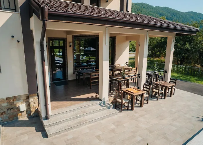 Pensión осъм Beli Osŭm